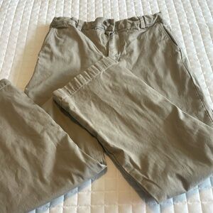 Boys Vineyard Vines, size 16, khaki pants